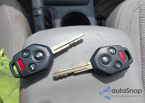 2015 Subaru Forester 2.5I Premium z USA, uszkodzony, nr VIN JF2SJADC3FH582753